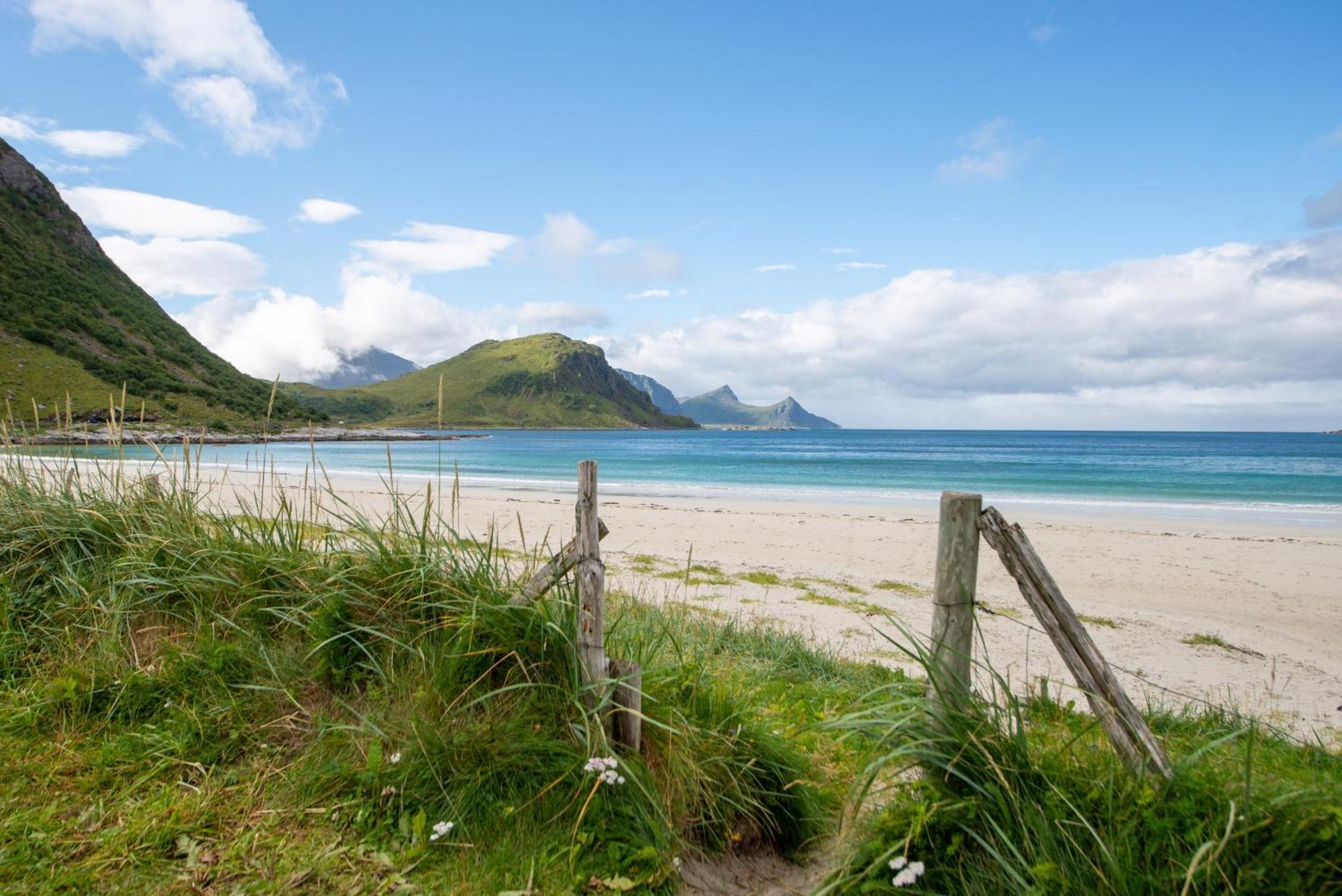 Haukland Beach Panorama Offersoya エクステリア 写真